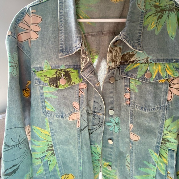 Painted floral jean jacket. New/barely used from Girl Tribe Boutique - Picture 2 of 3